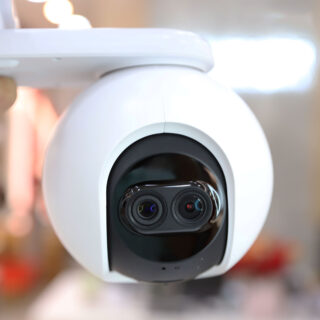 Camera IP Wifi EZVIZ C8PF ống kính kép PTZ, theo dõi và cảnh báo chuyển động